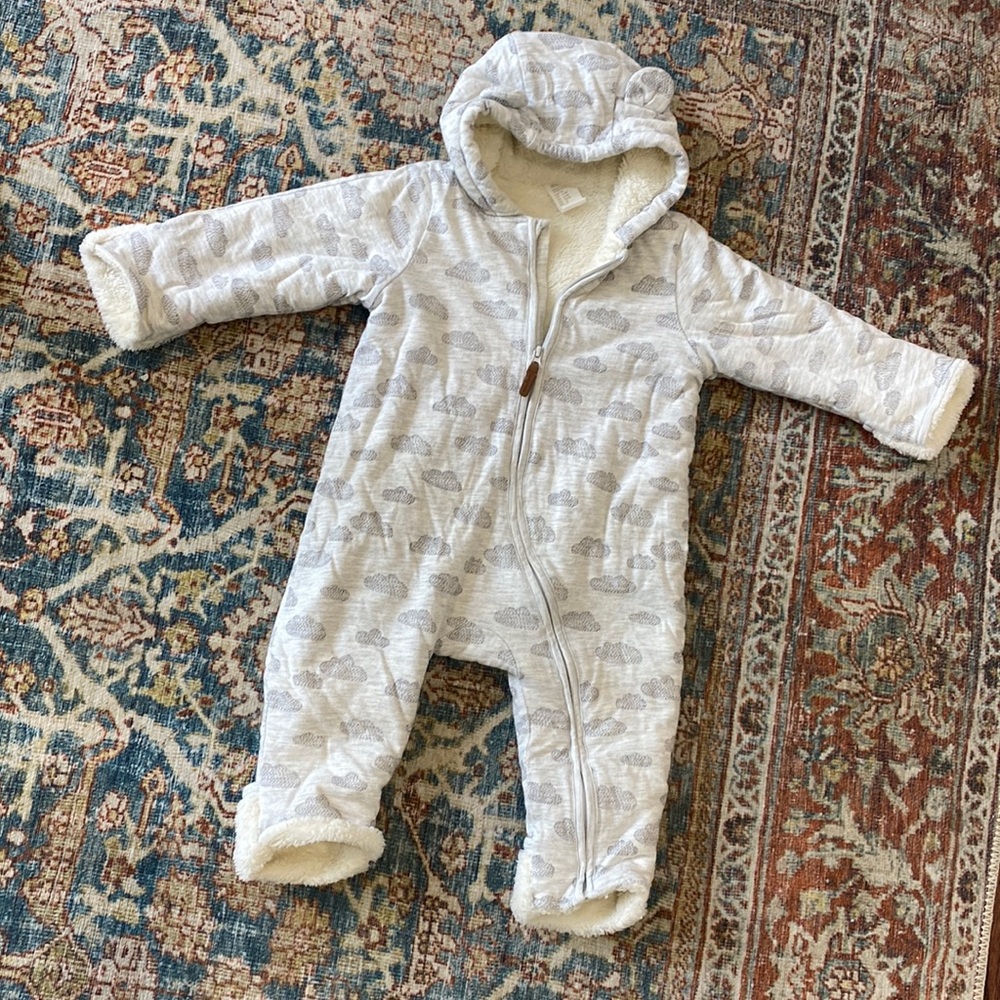 H&M baby Sherpa onesie with clouds print